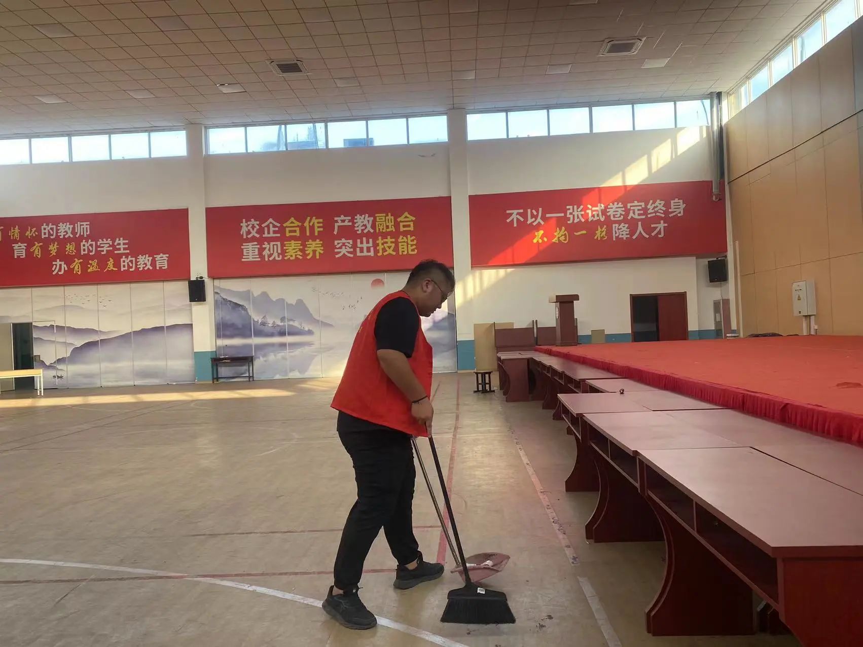 党团员志愿服务活动
